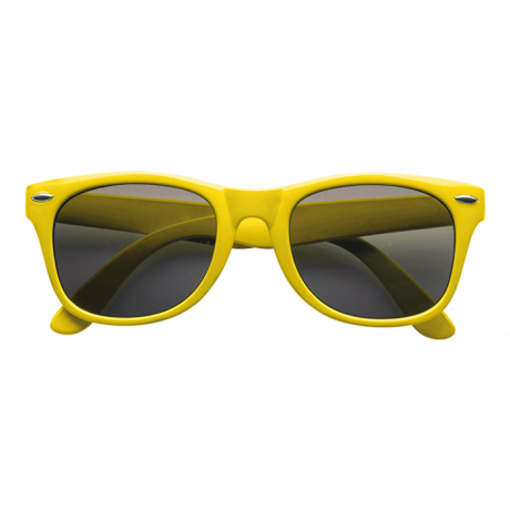 Classic Fashion Sunglasses - Image 4